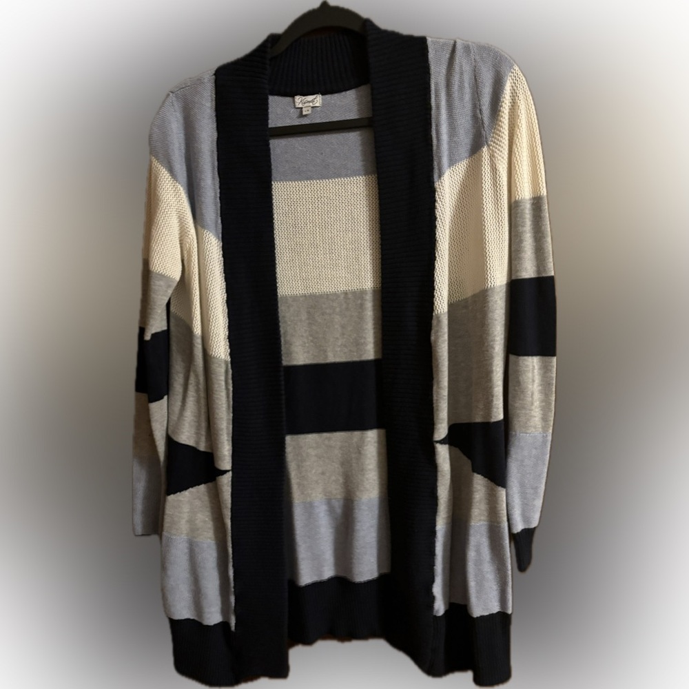 Excellent condition Kismet cardigan